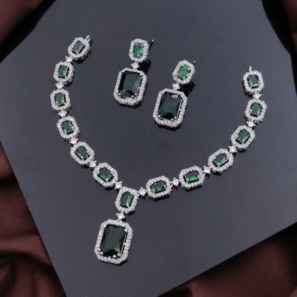 Green-Ad-Necklace