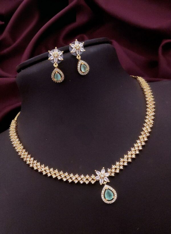 Elegant Floral Gold‑Plated Necklace & Earrings Set with Teardrop Gemstone Accent – Soft Pink
