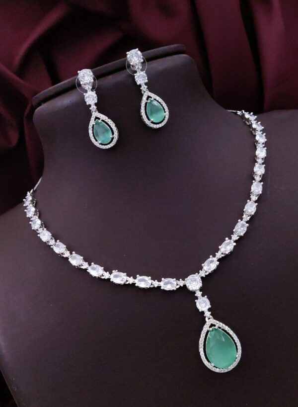 Elegant Teardrop Pendant Necklace & Earrings Set with Zircon Accents – Mint Green