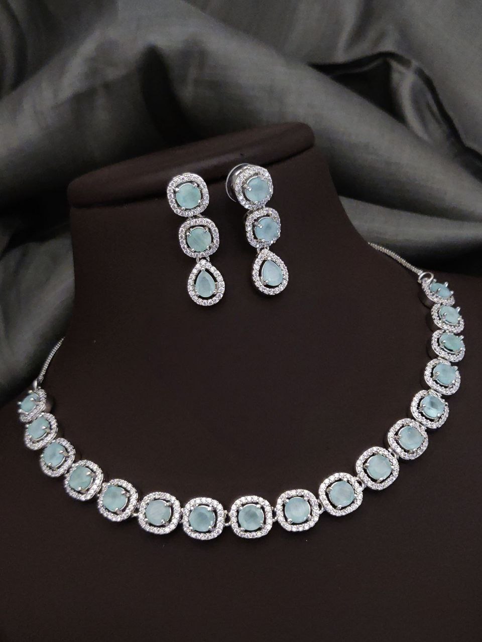 Royal AD Necklace Set with Drop Earrings – Mint Green