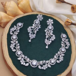 Floral Leafy AD Necklace Set – Silver Sparkle in Nature-Inspired Elegance