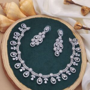 Silver Shine AD Necklace Set – Classic Elegance in Teardrop Sparkle