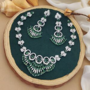 Emerald Breeze Fan Necklace Set